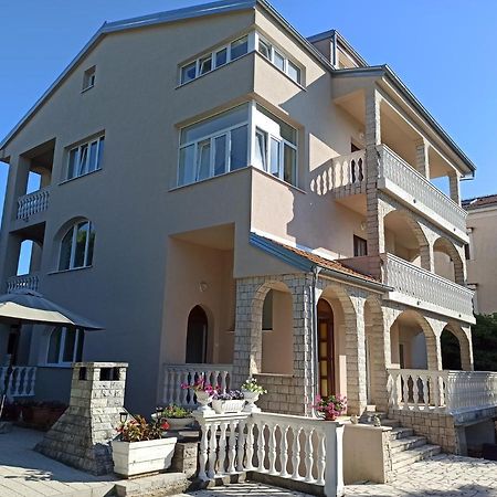 Villa Rea Malinska Exterior foto