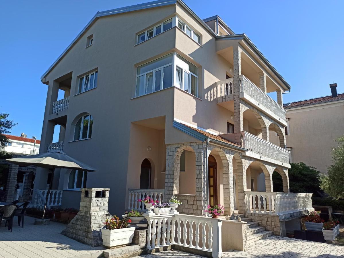 Villa Rea Malinska Exterior foto