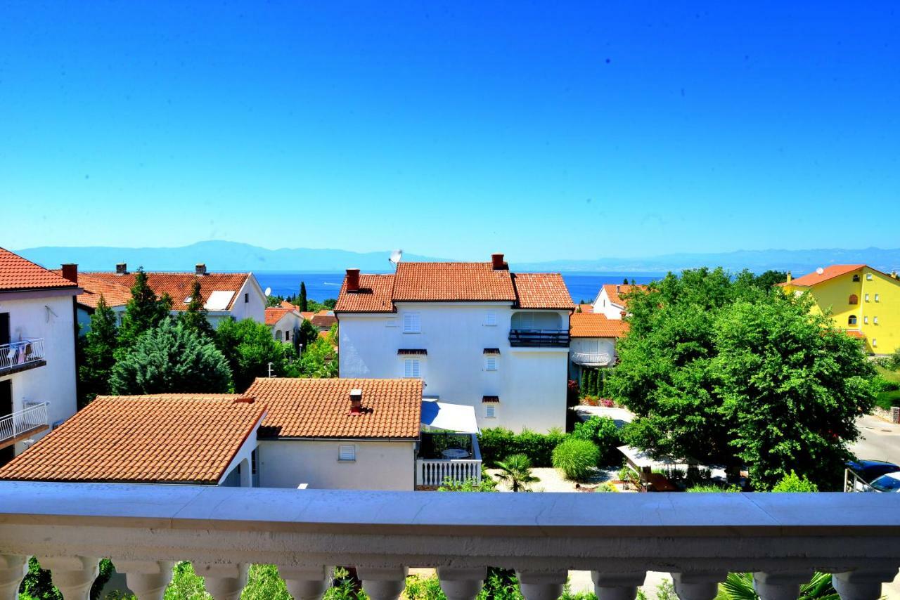 Villa Rea Malinska Exterior foto
