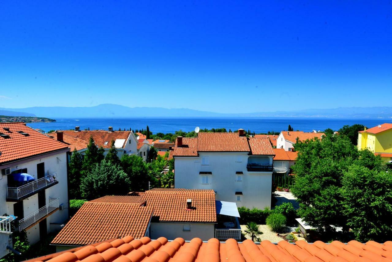 Villa Rea Malinska Exterior foto